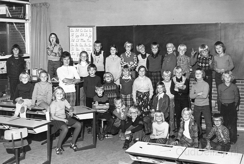 Schoolfoto de Windroos klas 3 1973 - 1974.jpg